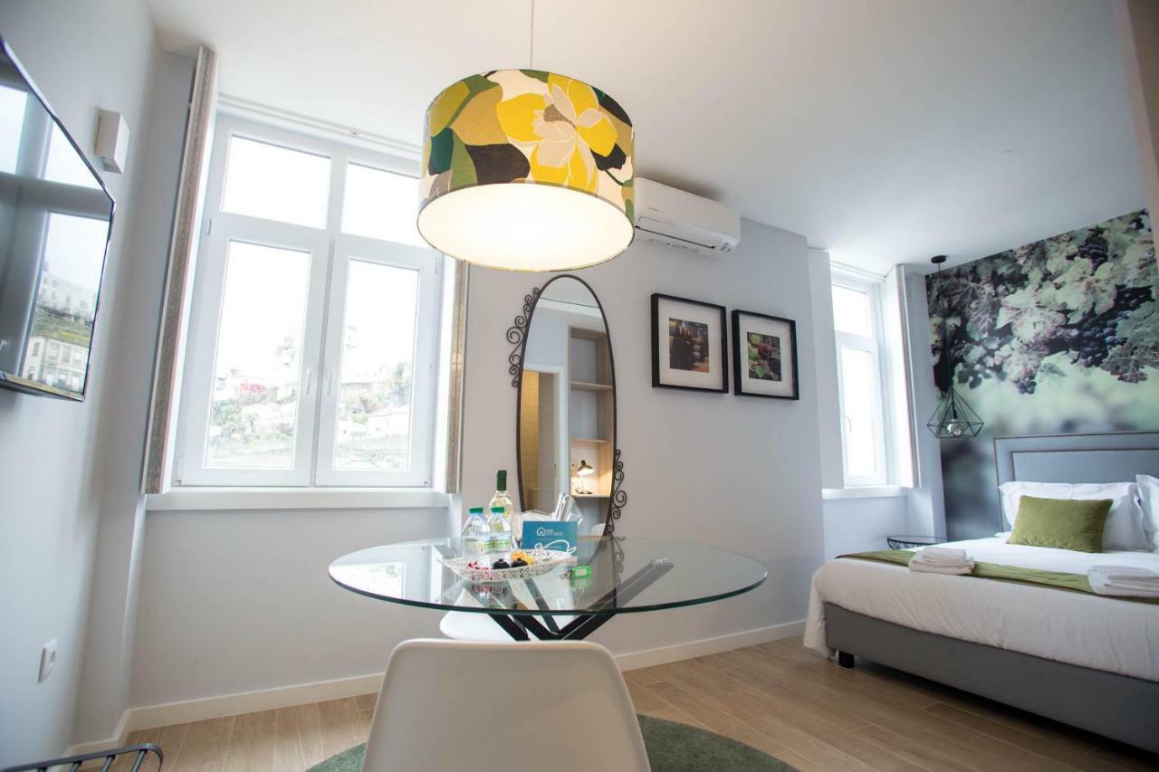 Porto Views & Wines By Porto City Hosts Vila Nova de Gaia Bagian luar foto